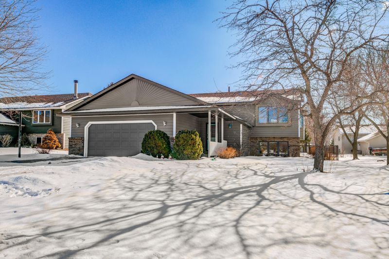 1935 Circle Dr NW, Sauk Rapids, MN 56379