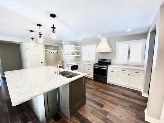 112 E Oak St, Redwood Falls, MN 56283