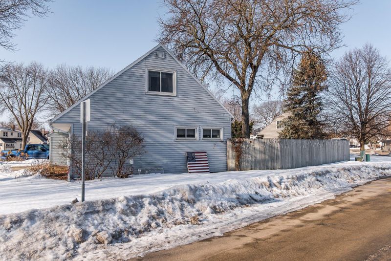 1433 Berkman Ct SE, Rochester, MN 55904