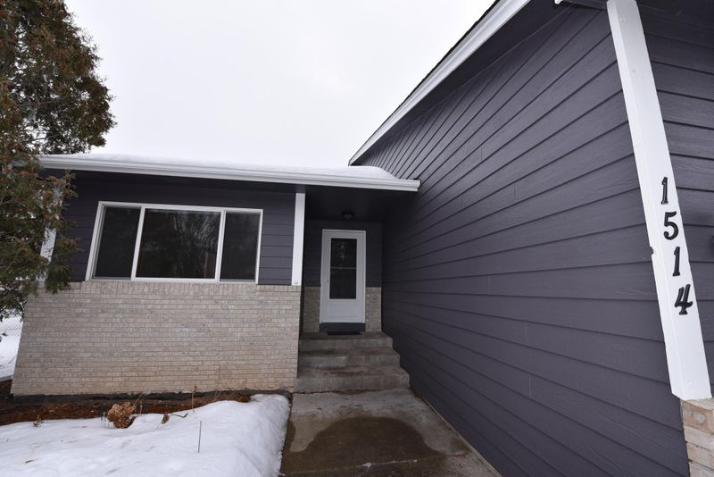 1514 Brooks Ave E, Maplewood, MN 55109