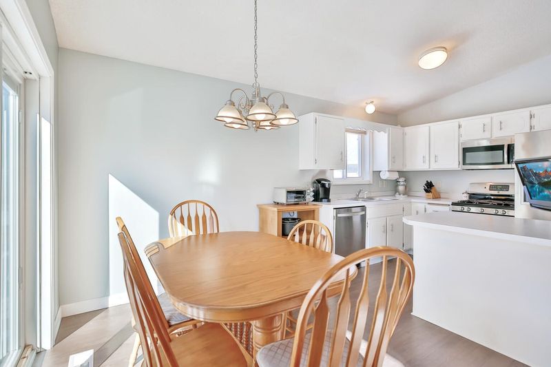 2590 Copper Cliff Trl, Woodbury, MN 55125