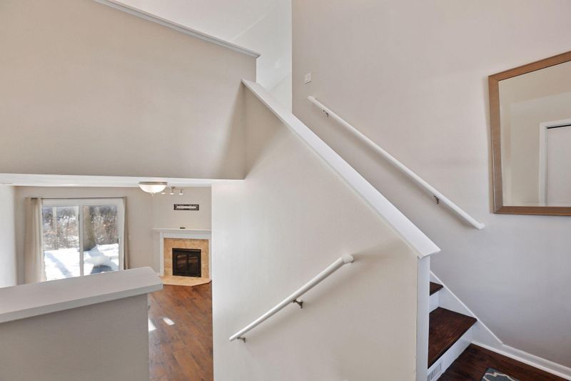 5255 Silver Maple Cir, Minnetonka, MN 55343