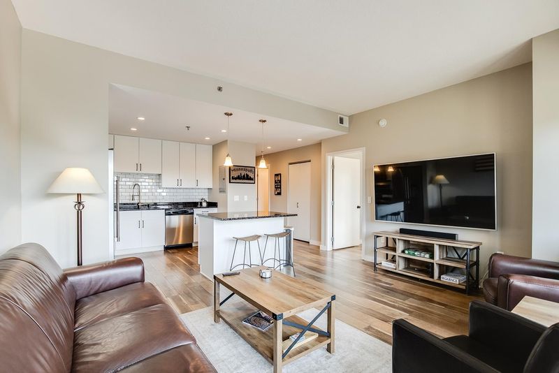 929 Portland Ave #310, Minneapolis, MN 55404