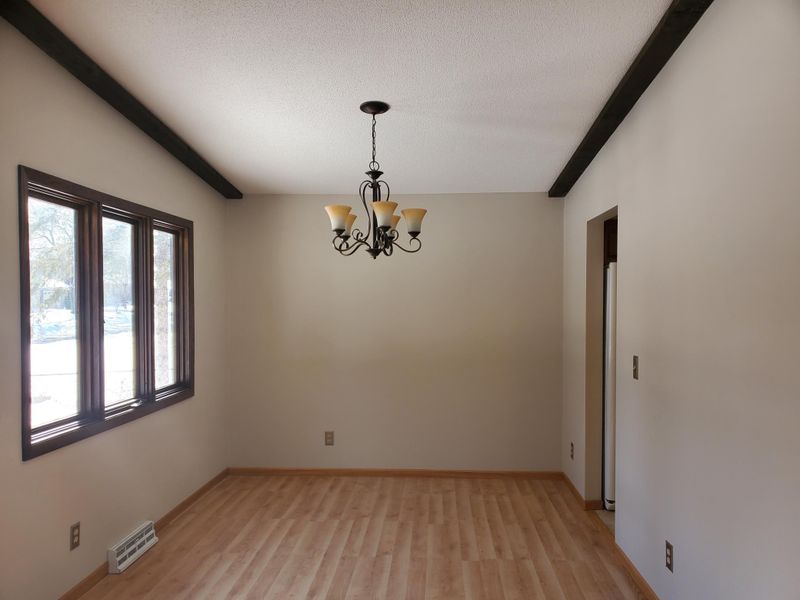 3402 E 125th St, Burnsville, MN 55337