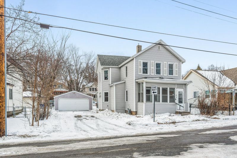 675 Desoto St, Saint Paul, MN 55130