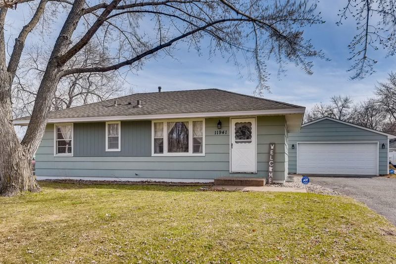 11941 Olive St NW, Coon Rapids, MN 55448