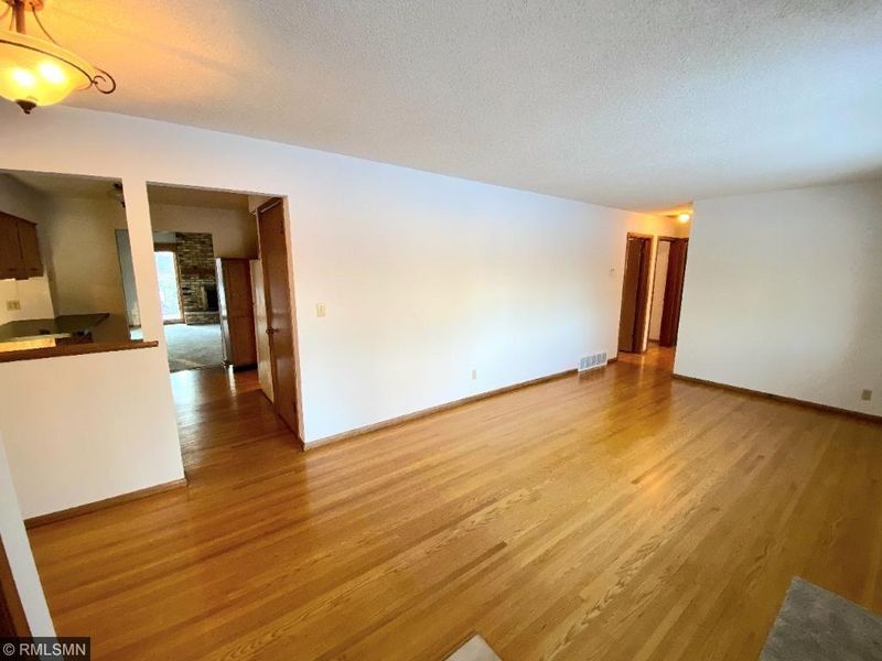 11140 Vincent Ave S, Bloomington, MN 55431