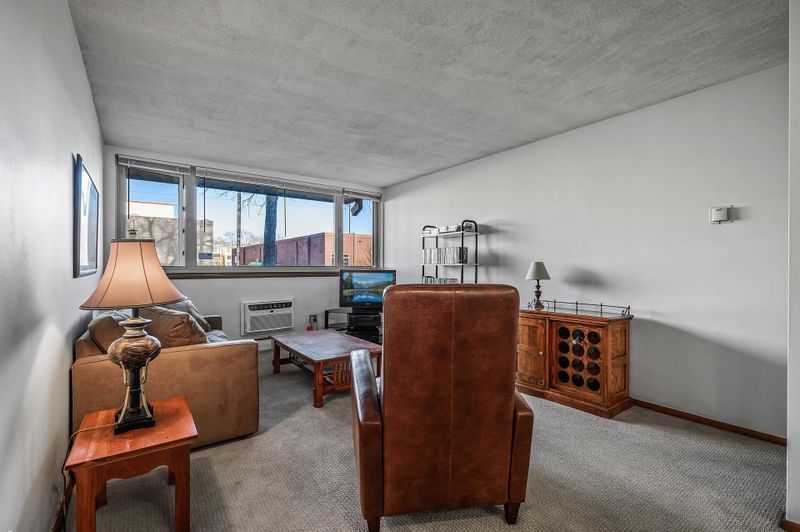 4030 15th Ave S #6C, Minneapolis, MN 55407