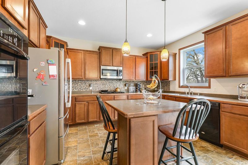 16194 Lithium Ct NW, Ramsey, MN 55303