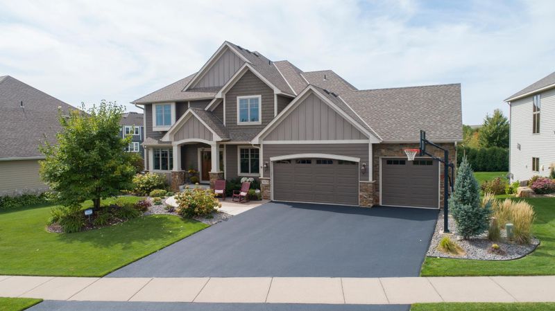 7675 Narcissus Ln N, Maple Grove, MN 55311