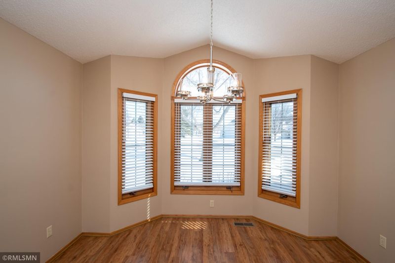 2425 Wight Bay, Brooklyn Park, MN 55443
