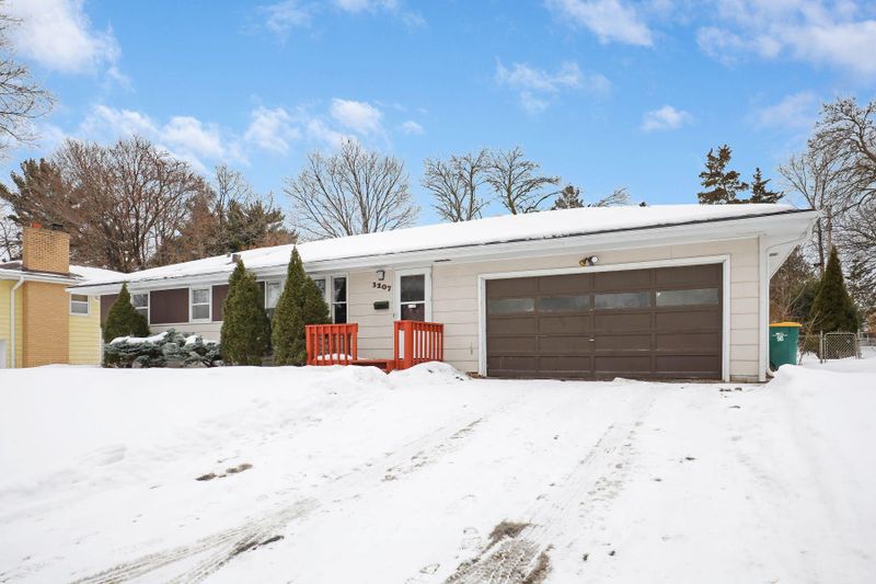 3207 64th Ave N, Brooklyn Center, MN 55429
