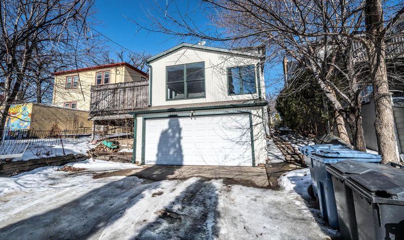 1441 W 35th St, Minneapolis, MN 55408