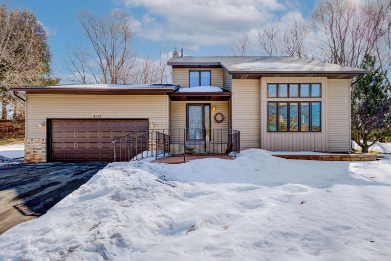 4561 Cliff Ridge Ct, Eagan, MN 55123
