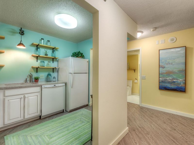 78 10th St E #503, Saint Paul, MN 55101