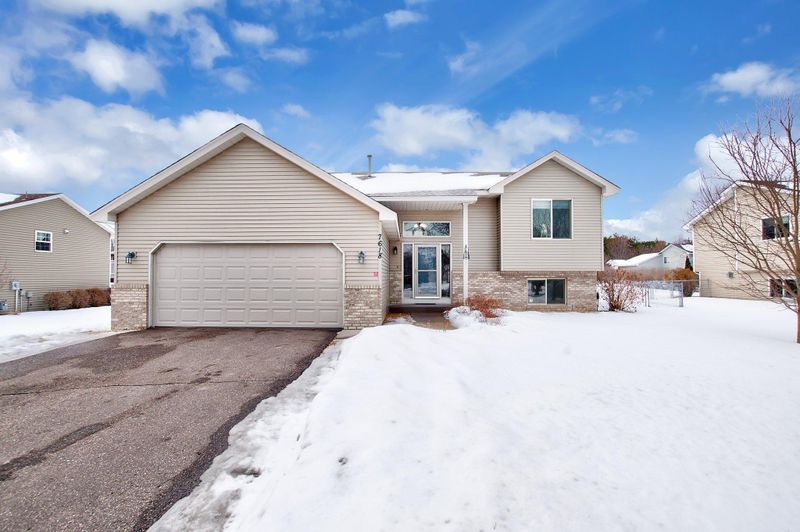 7618 Behm Ln, Lino Lakes, MN 55014