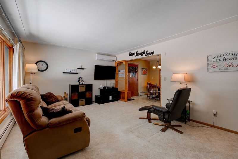 5668 Lander Ave NE, Albertville, MN 55301
