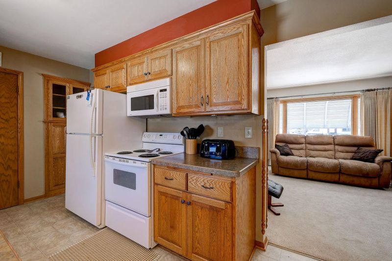 5668 Lander Ave NE, Albertville, MN 55301