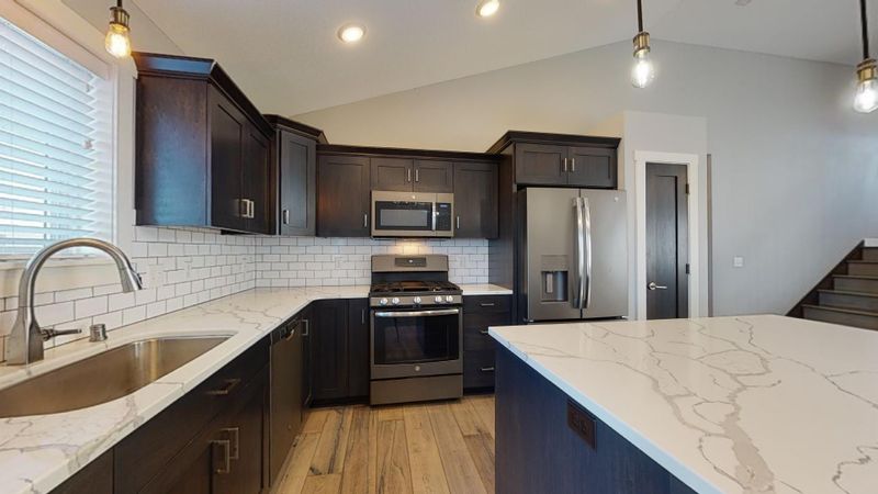 4568 Buckingham Dr NW, Rochester, MN 55901