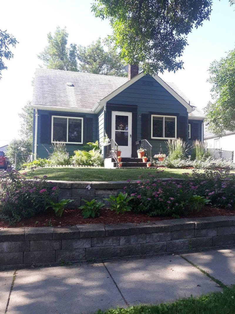 236 Butler Ave E, West Saint Paul, MN 55118