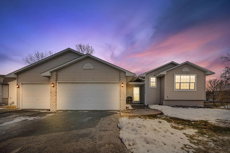1019 Meadow St, Cologne, MN 55322