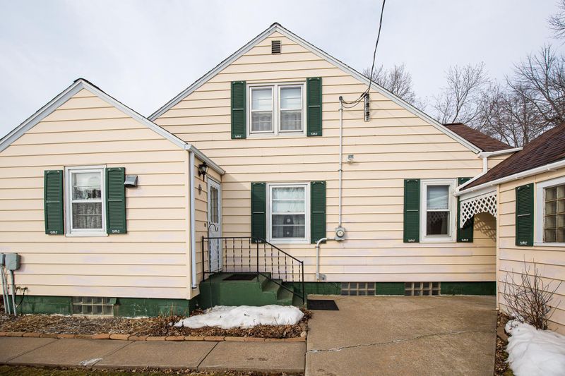 316 Clinton St S, Almena, WI 54805