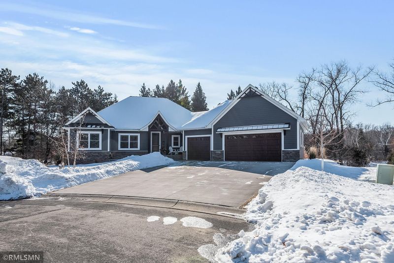 21027 Karoline Ct N, Forest Lake, MN 55025