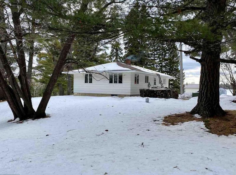 10949 Wien Rd, Cook, MN 55723