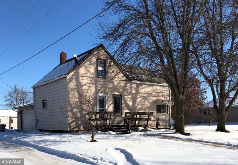411 Chicago Ave SW, Red Lake Falls, MN 56750