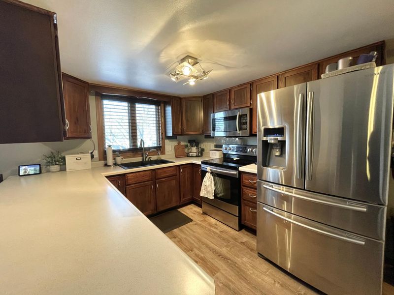 121 N Grove St, Lake Crystal, MN 56055