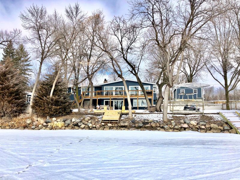 2675 Spring Lake Rd SW, Shakopee, MN 55379