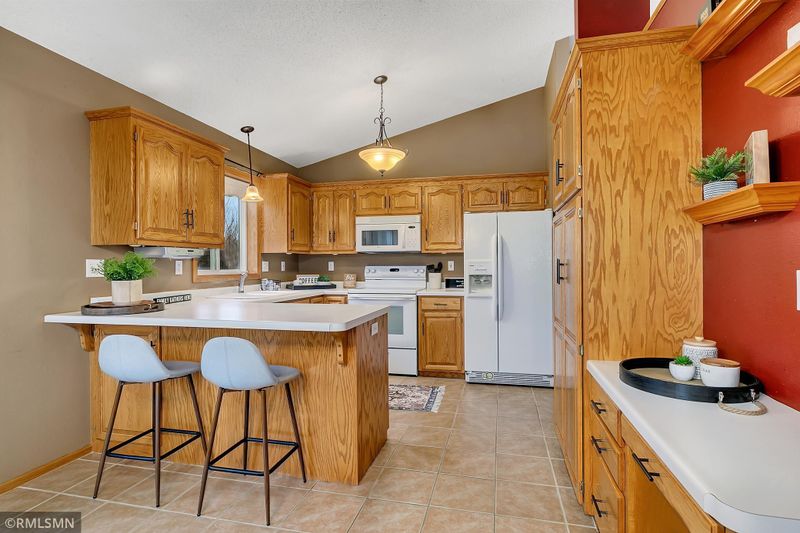 229 Davenport Ct, Sartell, MN 56377