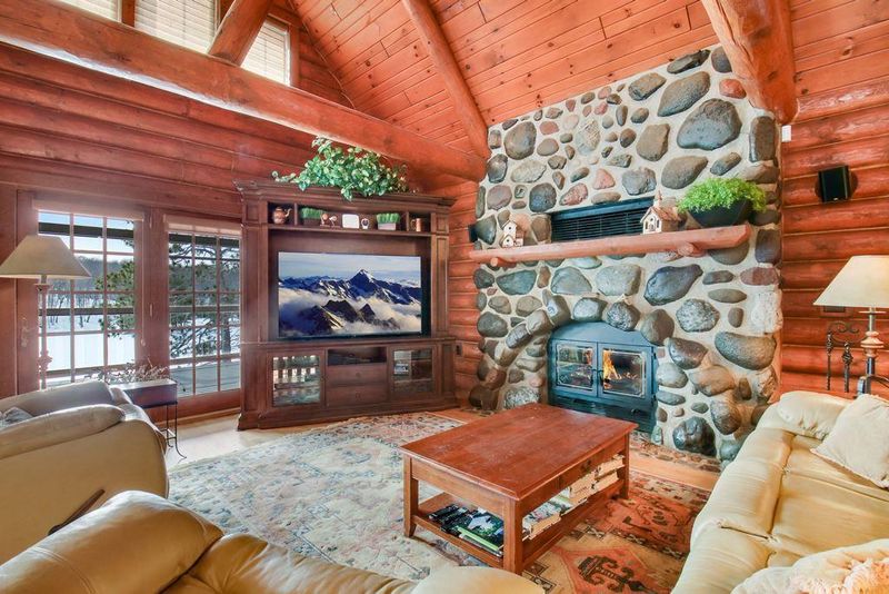 12115 E Graves Rd, Lake Nebagamon, WI 54849