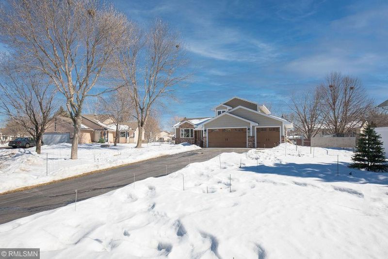 2683 130th Cir NW, Coon Rapids, MN 55448