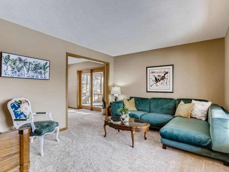 7230 Polaris Ln N, Maple Grove, MN 55311
