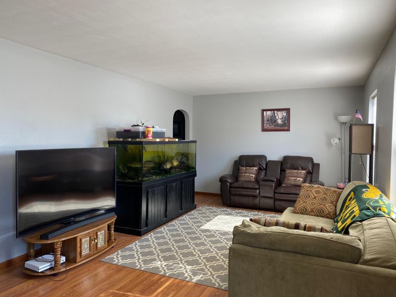 2124 Edgewood Ln, Eau Claire, WI 54703