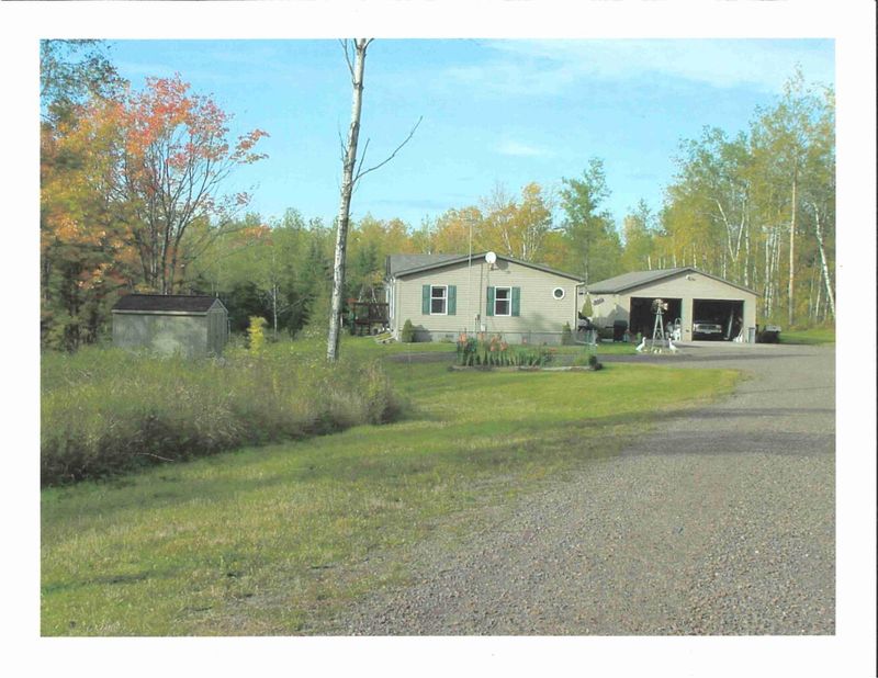 3355 Strand Rd, Duluth, MN 55803
