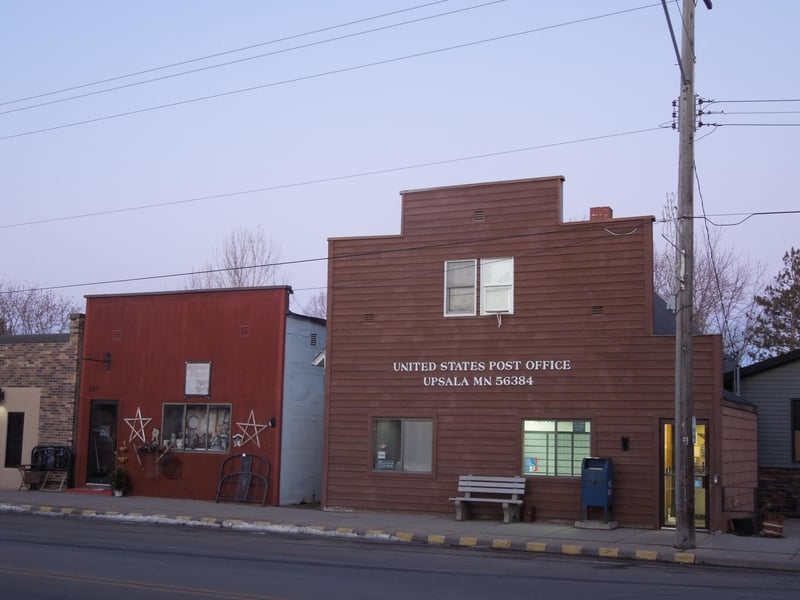 107 - 109 S Main St, Upsala, MN 56384