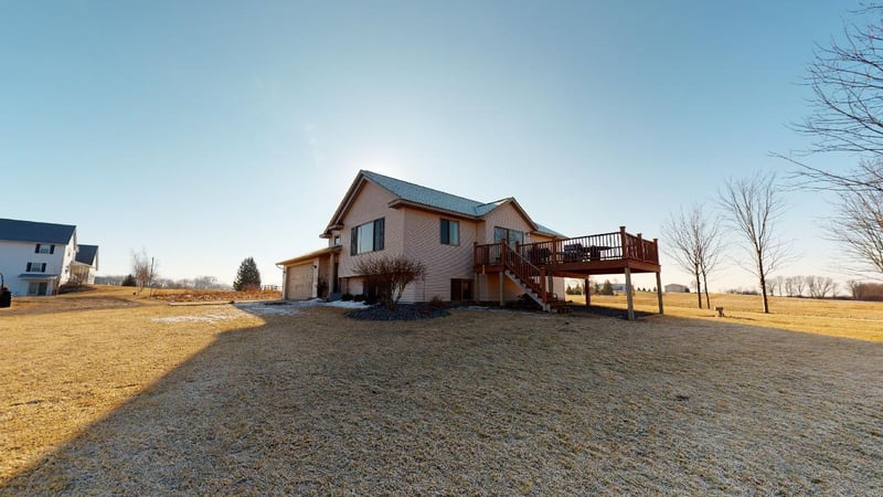 7879 15th Ave SE, Kandiyohi, MN 56251