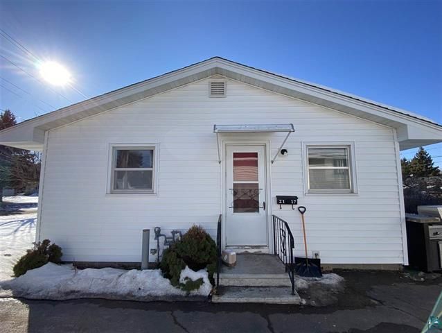2117 Prospect Ave, Cloquet, MN 55720