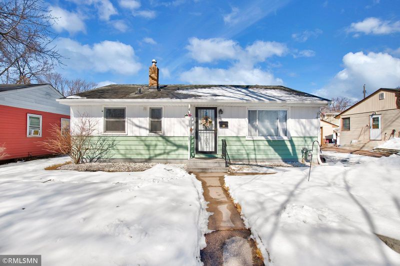 2067 Orange Ave E, Saint Paul, MN 55119