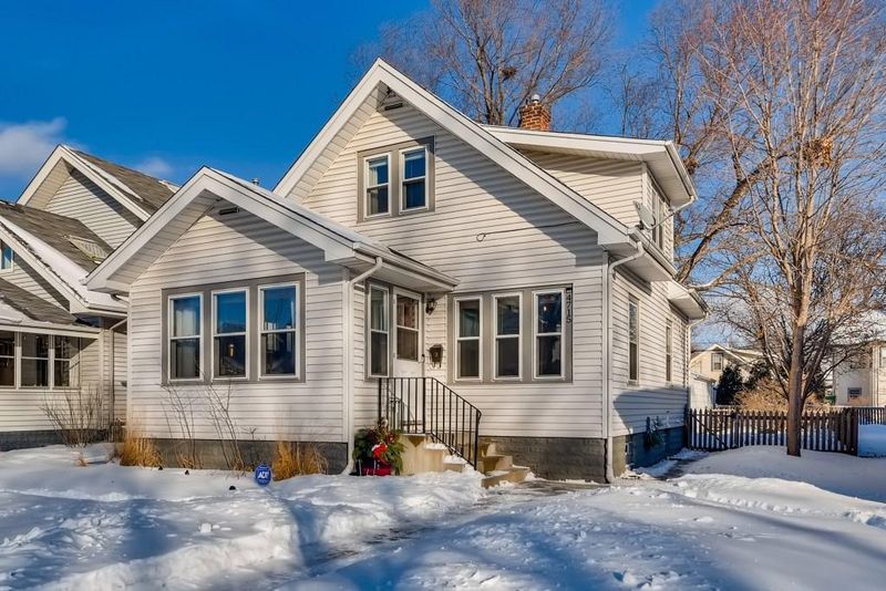 4715 16th Ave S, Minneapolis, MN 55407