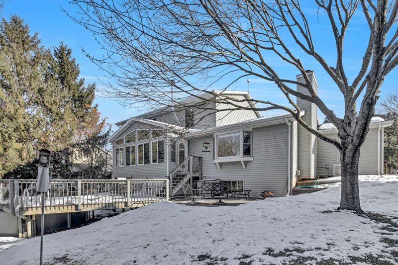 615 23rd St SW, Rochester, MN 55902