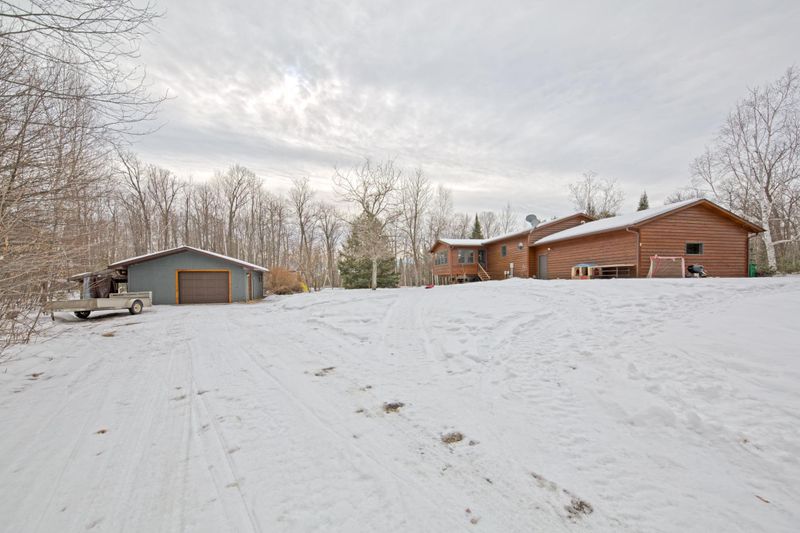 2659 Isleview Rd, Grand Rapids, MN 55744