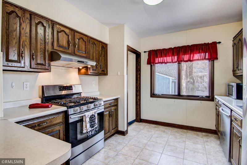 204 S Michigan St, Eau Claire, WI 54703
