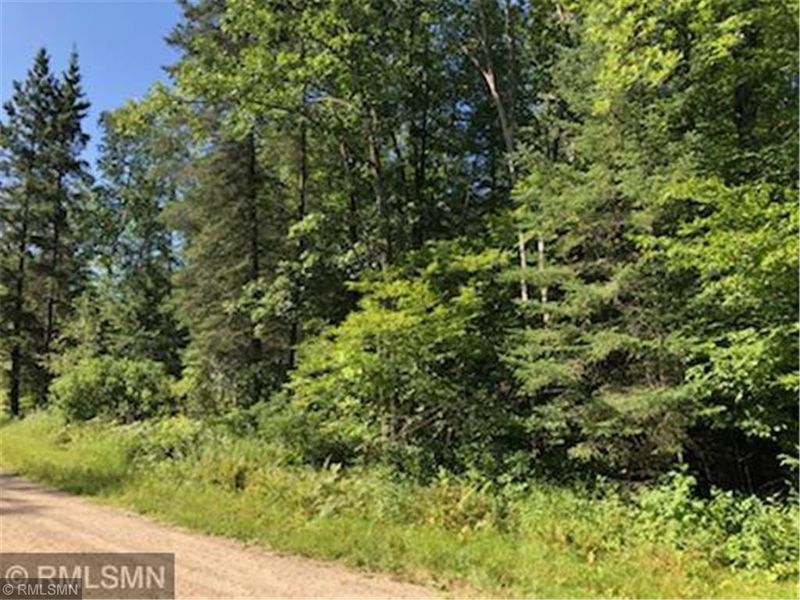 1138 Sunset Hill Rd, Outing, MN 56662