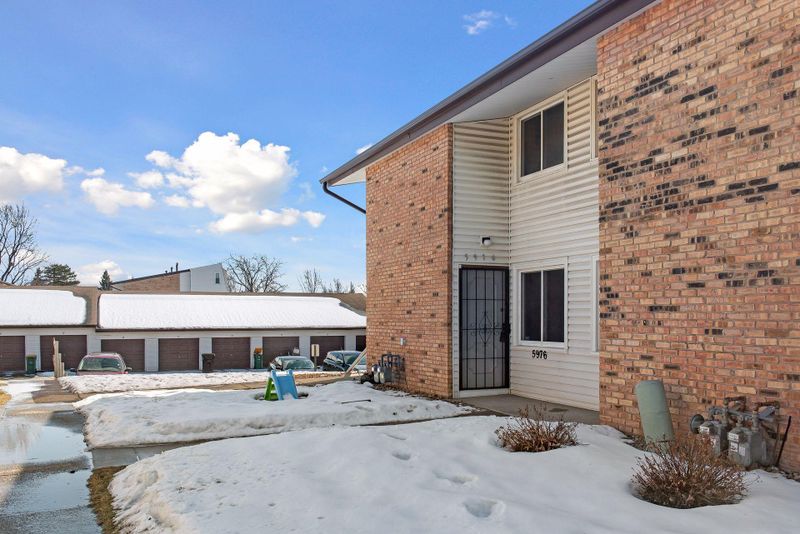 5976 83rd Pw N, Brooklyn Park, MN 55443