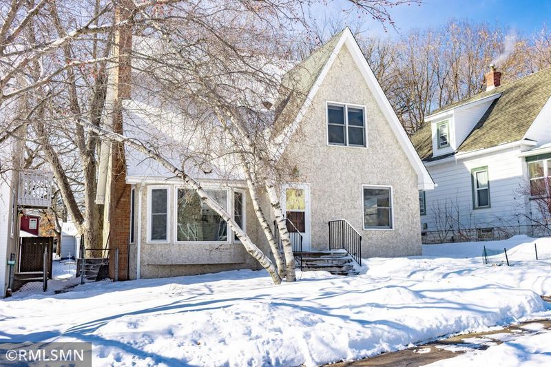 4230 20th Ave S, Minneapolis, MN 55407