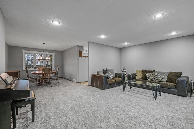 7201 151st Ln NW, Ramsey, MN 55303