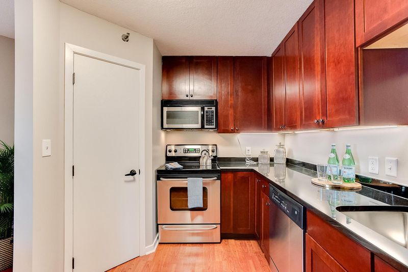 3131 Excelsior Blvd #510, Minneapolis, MN 55416